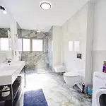Apartment In Monarh Tower By Open House *