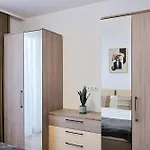 Apartment In Monarh Tower By Open House *