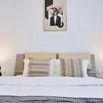 Apartment In Monarh Tower By Open House *