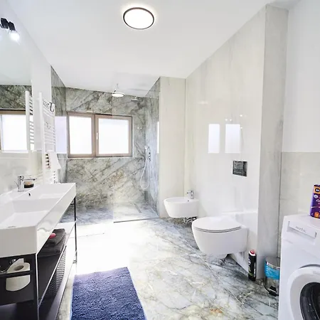 Apartment In Monarh Tower By Open House *