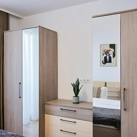 Apartment In Monarh Tower By Open House *