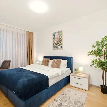 Apartment In Monarh Tower By Open House Timisoara