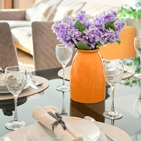 In Monarh Tower By Open House تيميشورا