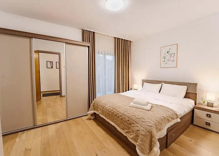 In Monarh Tower By Open House * Timisoara