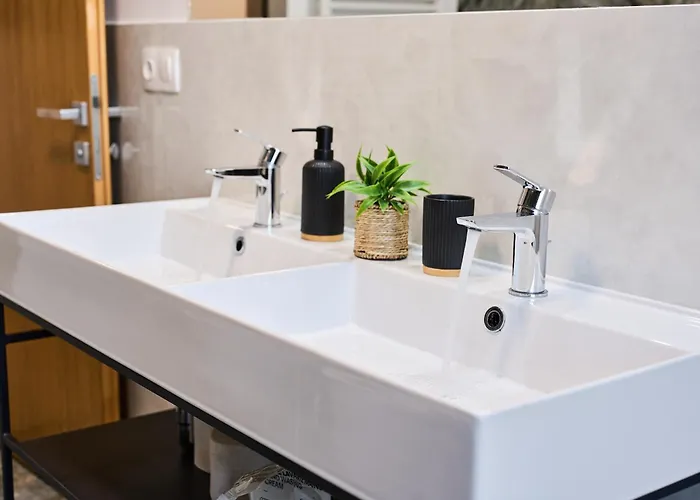 Appartamento In Monarh Tower By Open House