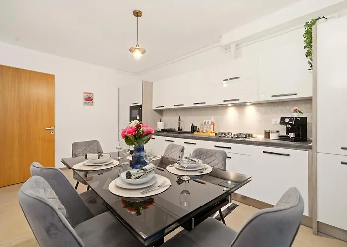 In Monarh Tower By Open House * Timisoara