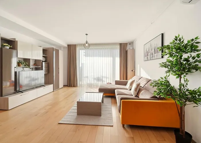 Appartamento In Monarh Tower By Open House *