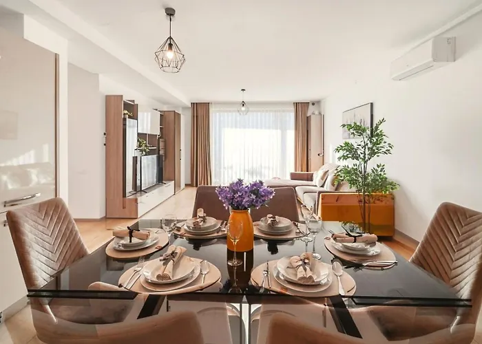 Appartamento In Monarh Tower By Open House *