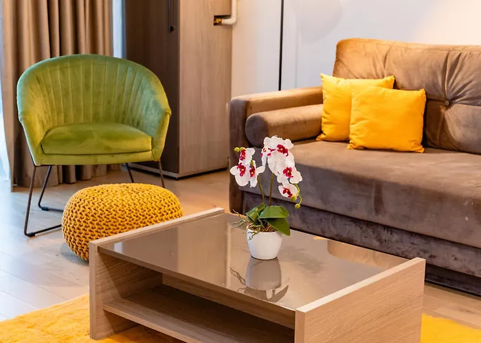 Apartament In Monarh Tower By Open House *