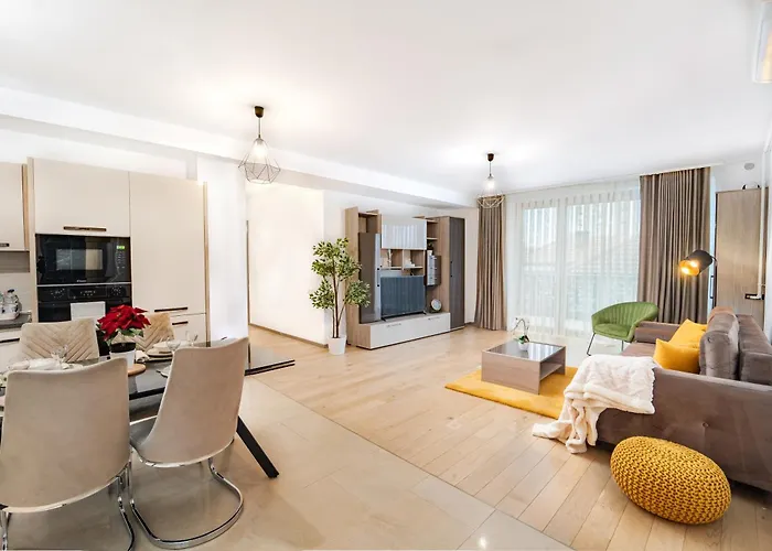 In Monarh Tower By Open House