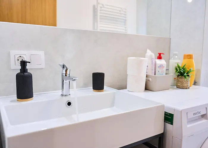 In Monarh Tower By Open House