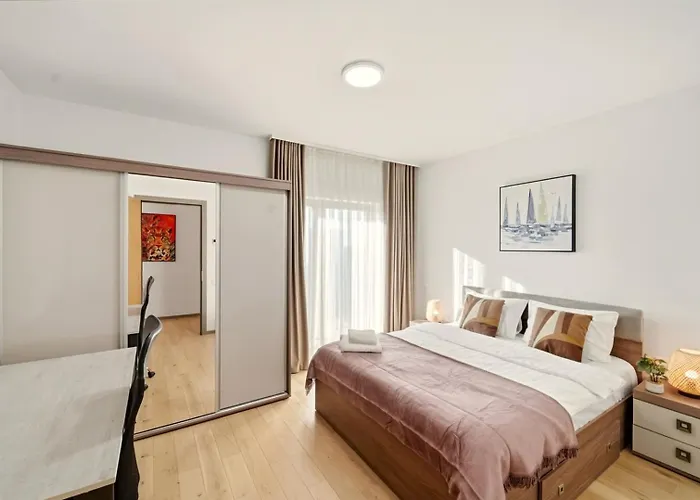 Apartament In Monarh Tower By Open House *